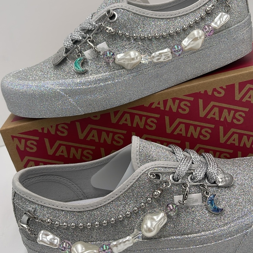 Vans WMNS Authentic 44 D Cosmic Traveler Pearl Gre
VN0A7Q5CPEA Sneakers - Picture 3 of 16